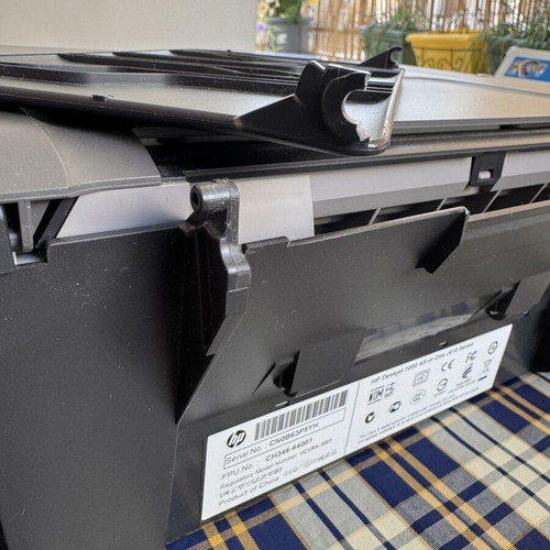 HP DeskJet 1050 All-in-One printer scanner copier like new