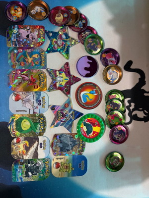 Pokemon caps like new, all together
