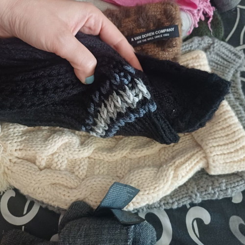 Winter accessories new, scarves gloves hats and ribbons