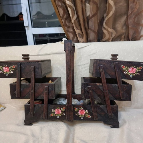 Vintage folding case like new with handmade carving and painting