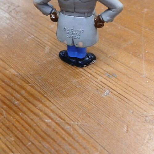 Φιγούρα αστυνόμος Σαινης 1983 bandai