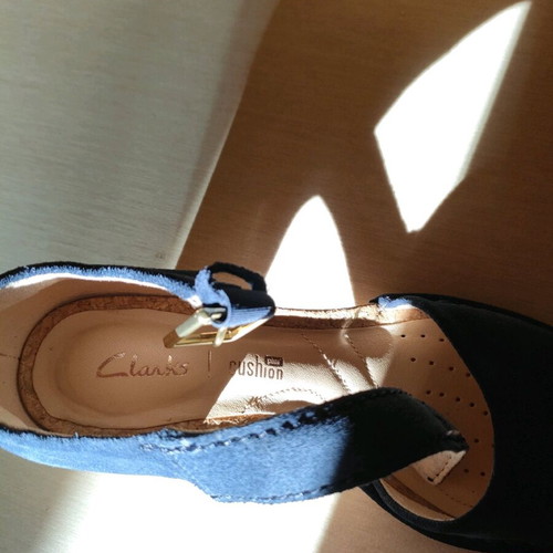 Clarks sandals size 36 like new, blue suede, plus cushion, 7cm