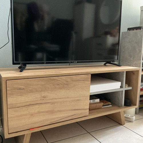 TV stand like new, 110cm, Galanis In House