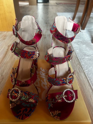 Public Desire sandals new, red, size 40