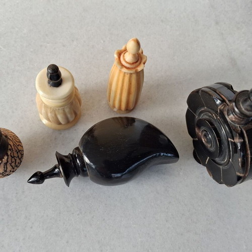 Miniature bottles handmade from India, set B, new