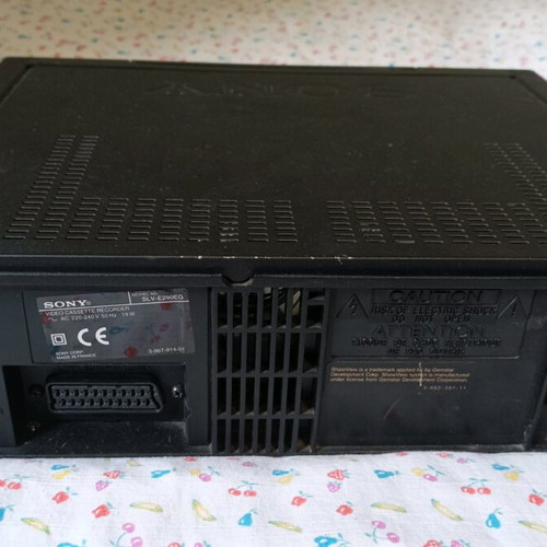 Sony SLV-E290EG Hi-Fi Stereo μεταχειρισμένο, για επισκευή με τηλεχειριστήριο