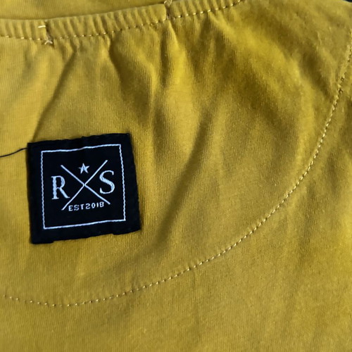 T shirt like new, yellow, size L