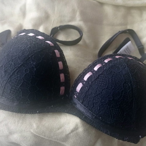 Ellos bras new, No 70B, white and black, pack of 2