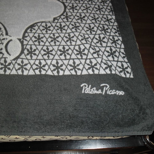 Paloma Picasso πετσέτα θαλάσσης μεταχειρισμένη, μαύρο γκρί μεγάλη 1,80x0,90εκ