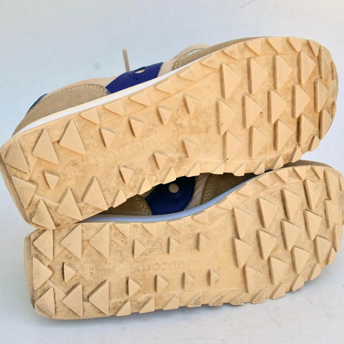 Saucony Y2K Beige Purple Retro 90s Athletic Sneakers, size 38