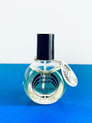 The Body Shop Perfume Oil 15ml vintage, like new, unknown scent