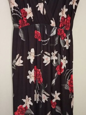 Women's black long dress with flowers like new