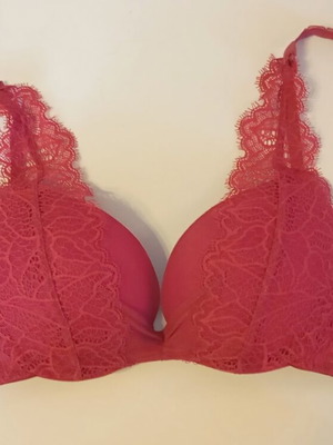 Luna bra size 70 cup C, almost like new, dark red