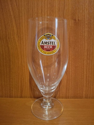 Amstel комплект от 5 стъклени чаши за бира като нови