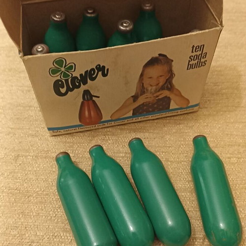 Vintage Soda Bottle Replacement Bulbs new, kitchen bar collectible