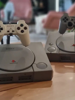Βάση Original PS1 με χειριστήριο κατόπιν παραγγελίας