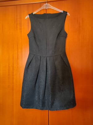 Black mini dress with embossed jacquard texture like new, size S