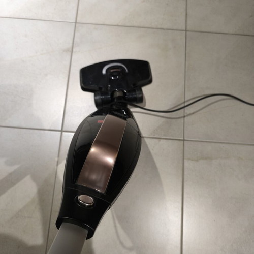 Stick vacuum VICKO Spark 800 W used