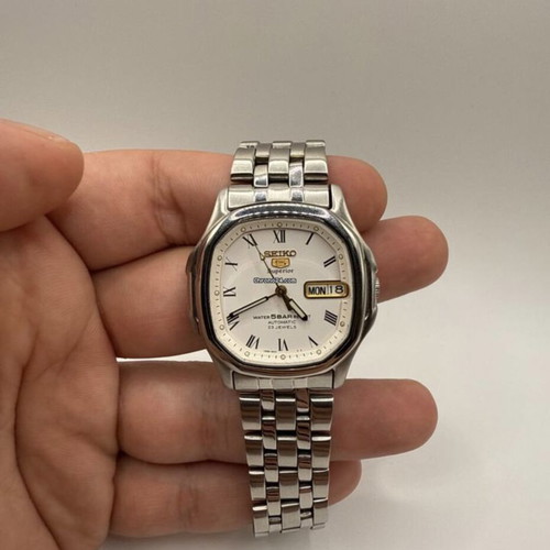 Seiko 5 Superior SKZ035 Whirlpool Dial Automatic Watch used