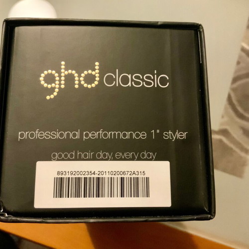 GHD Classic Professional Styler hair straightener like new