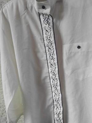 Long-sleeve shirt with Mao collar new, white with black embroidery