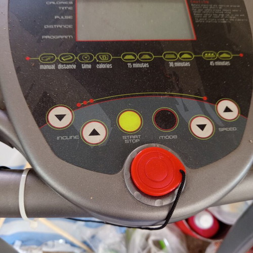 Treadmill used, functional