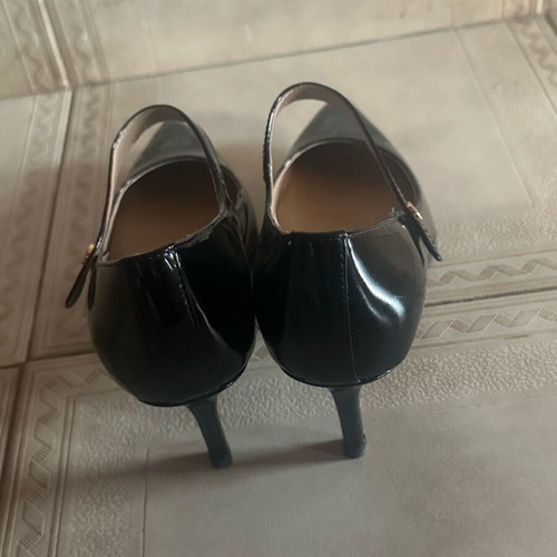 Ralph Lauren Mary Jane patent leather pumps like new, 10cm heel, black
