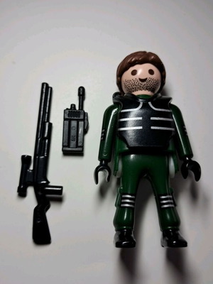 Playmobil φιγούρα με πράσινη στολή, τουφέκι και ασύρματο