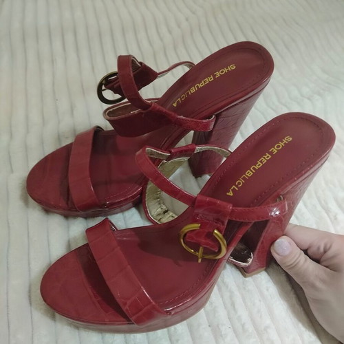 Shoesy red platform sandals, size 37