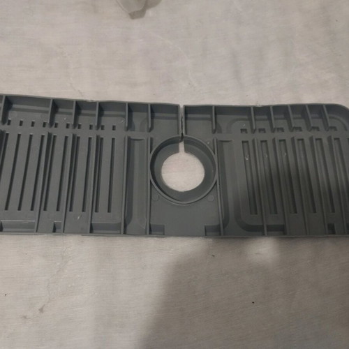 Water faucet accessory like new, plastic holder for sponge and soap