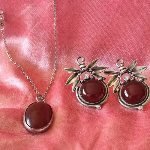 925 Silver Necklace and Earrings Set with Carnelian Stones, Like New