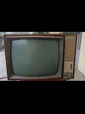 Universum ST-4213 vintage television used, wooden case