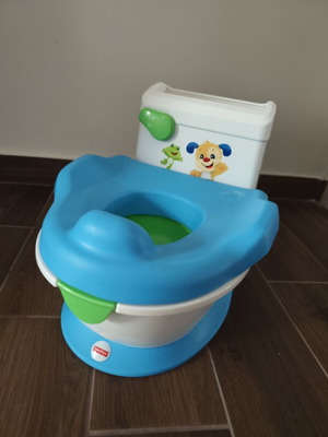 Fisher Price Potty Like New with Music