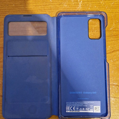 Samsung Galaxy A41 case used authentic