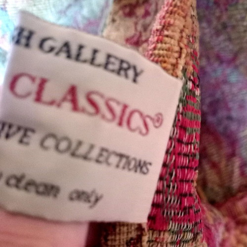 Emily's classics throw used, classic, size 2.00x1.40