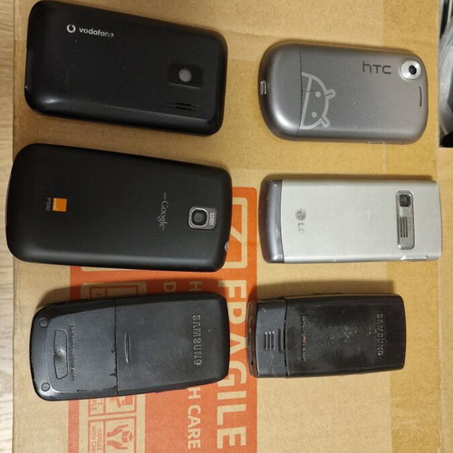 Old mobile phones for parts