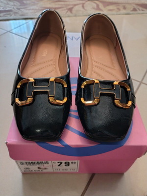 Kassandra ballerina shoes size 39 like new