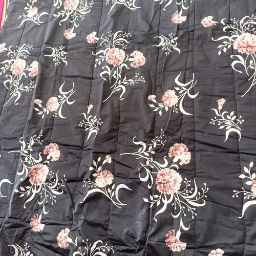 Quilt new 1.56x2.20 with polyester filling