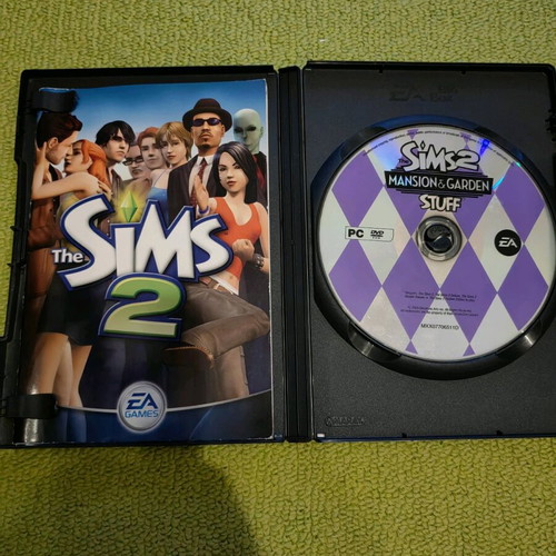 The Sims 2 Mansion and Garden Stuff PC used