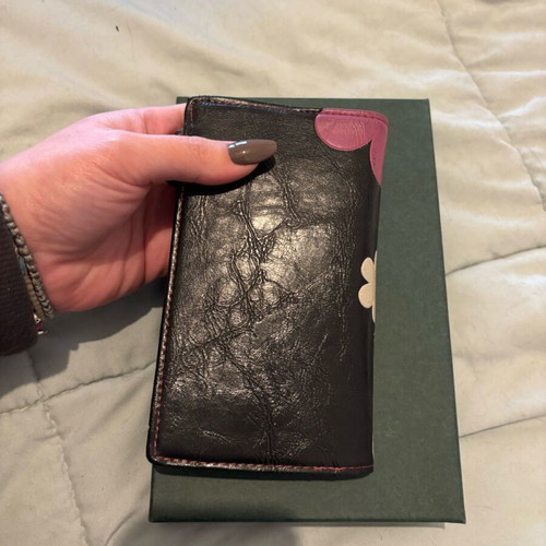 Doca wallet with cat and flower details, like new, black