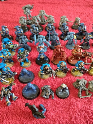 Warhammer large pack with Space Marines used
