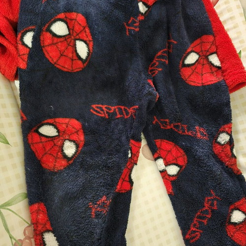 Πυτζάμες Marvel Spiderman βελουτέ μεταχειρισμένες, κόκκινο μπλε, 4 ετών
