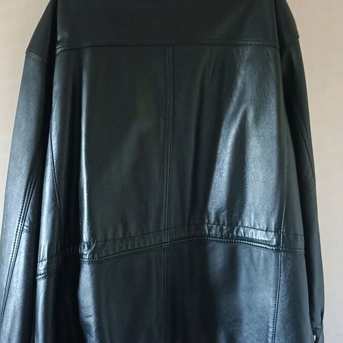 Leather men's jacket with fur collar like new, size XXL, black
