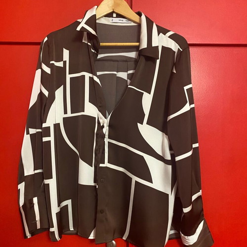 Emprime MNG shirt size Medium like new, white and brown