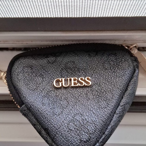 Guess wallet like new, black