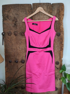 Vintage midi bodycon dress used, size M, black and pink