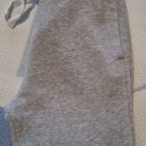 H&M Kids' Sweatpants used, gray, size 6-7 years