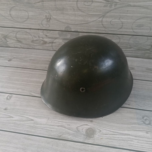 WW2 Military Helmet like new, leather lining