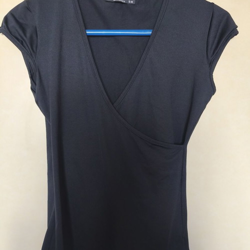 Women's short-sleeve lycra blouse black, like new
