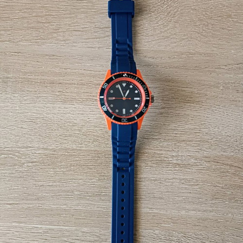 Watch like new in very good condition